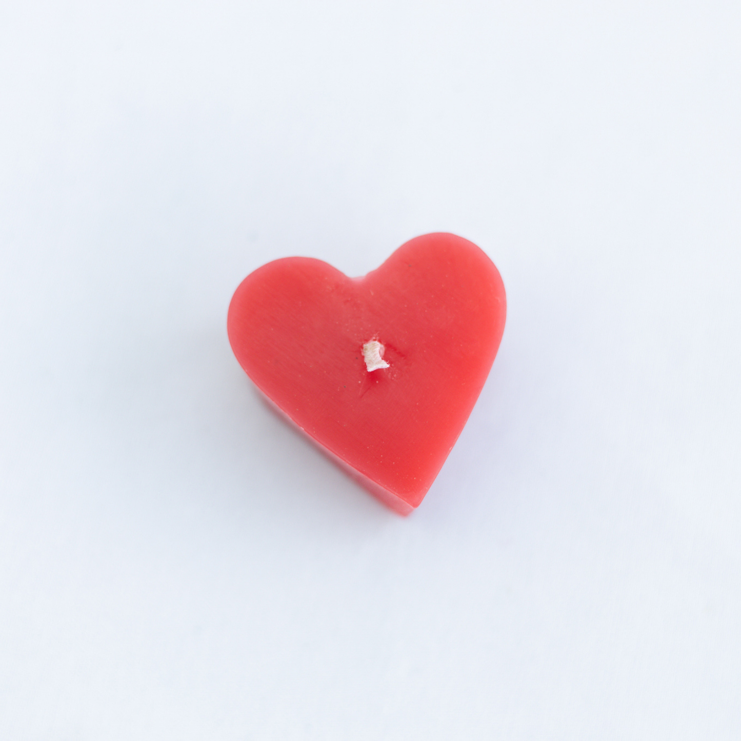 Set of 6 Red Heart Shape Floating Candles