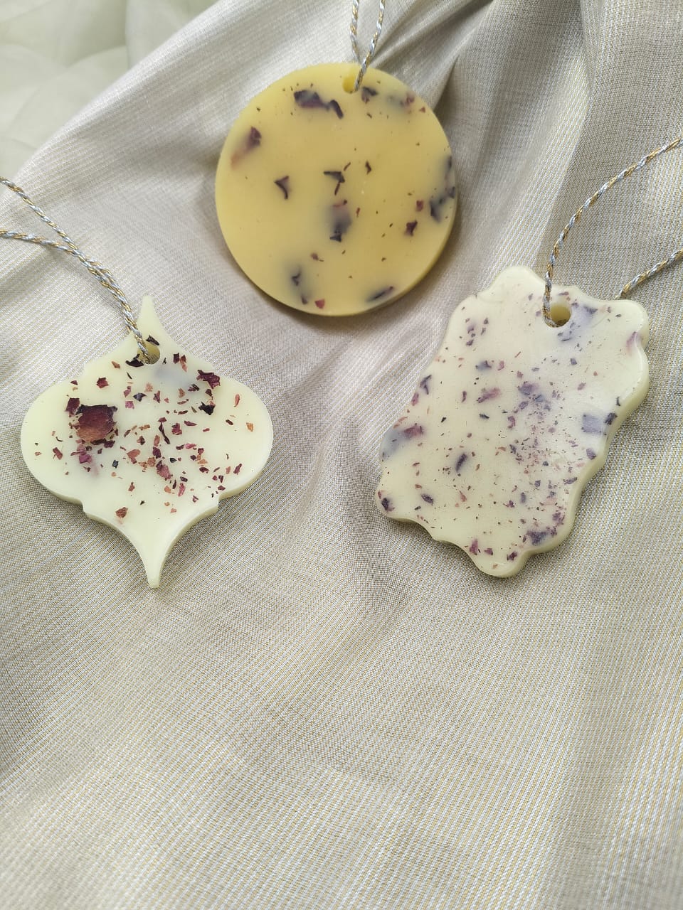 Set of 3 Dainty Beeswax Fragrance Bars for Wardrobes