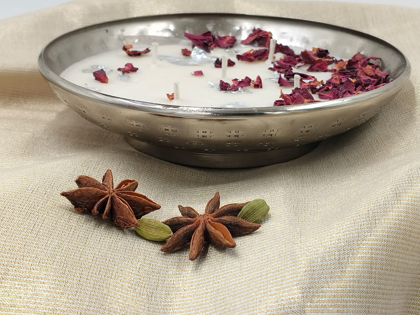 Fragrant Silver Urli Candle