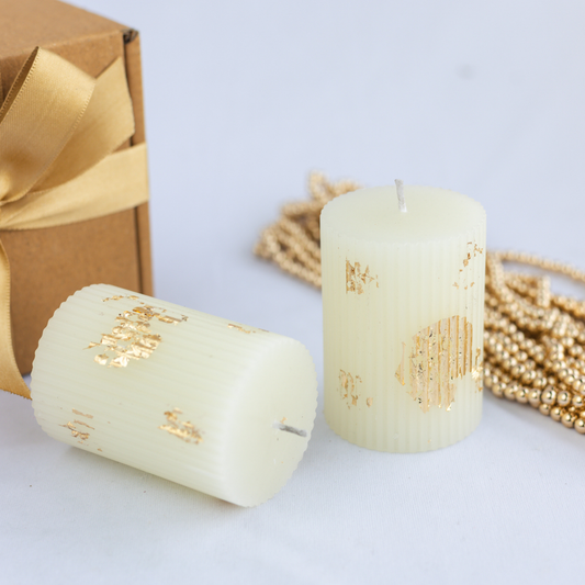 Set of 2 Fluted Vanilla Scented Pillar candles