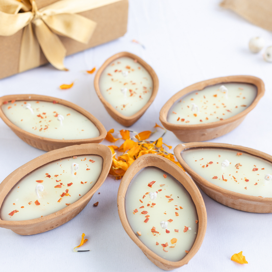 Set of 6 Boat Shape Mitti Diya in Sandal Fragrance
