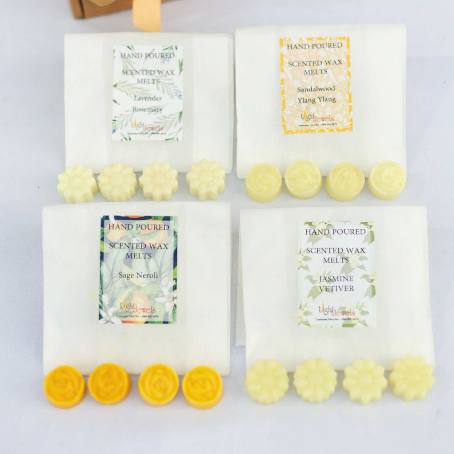 Set of 4 Beeswax Melts in Distinct Fragrances