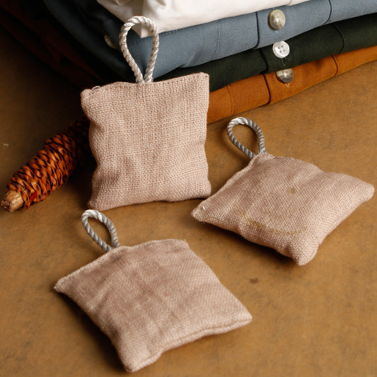 Set of 3 Cedarwood Sachets