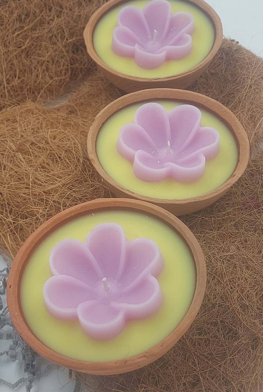 2 Floral Teracotta Diyas