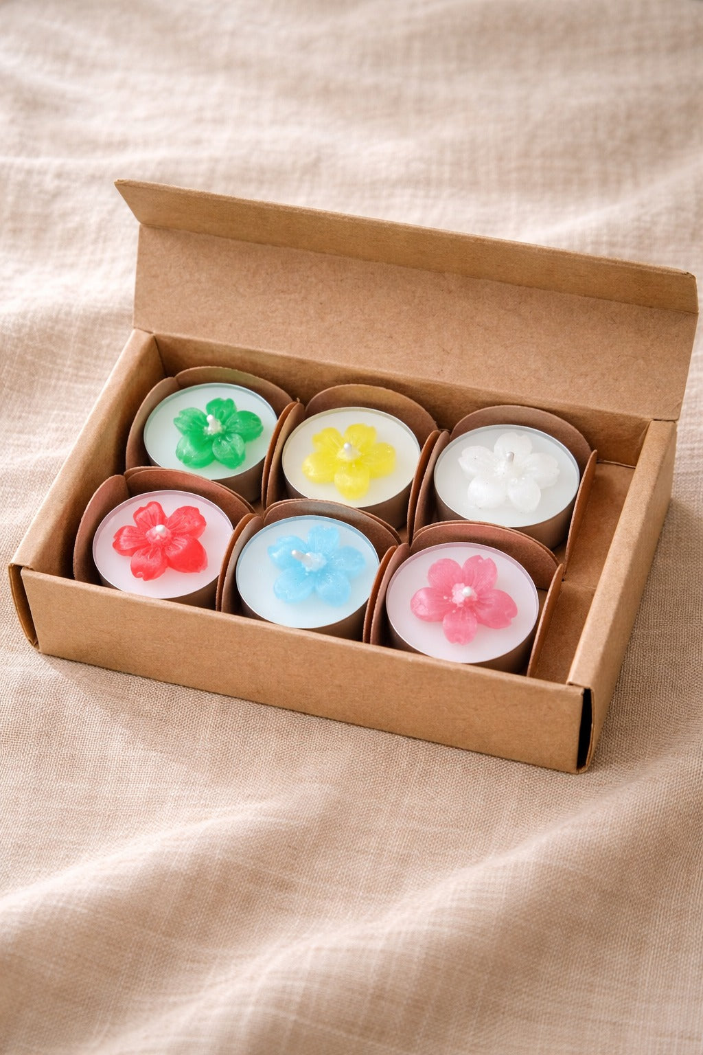 Set Of 6 Scented Floral Maxi  T Lights