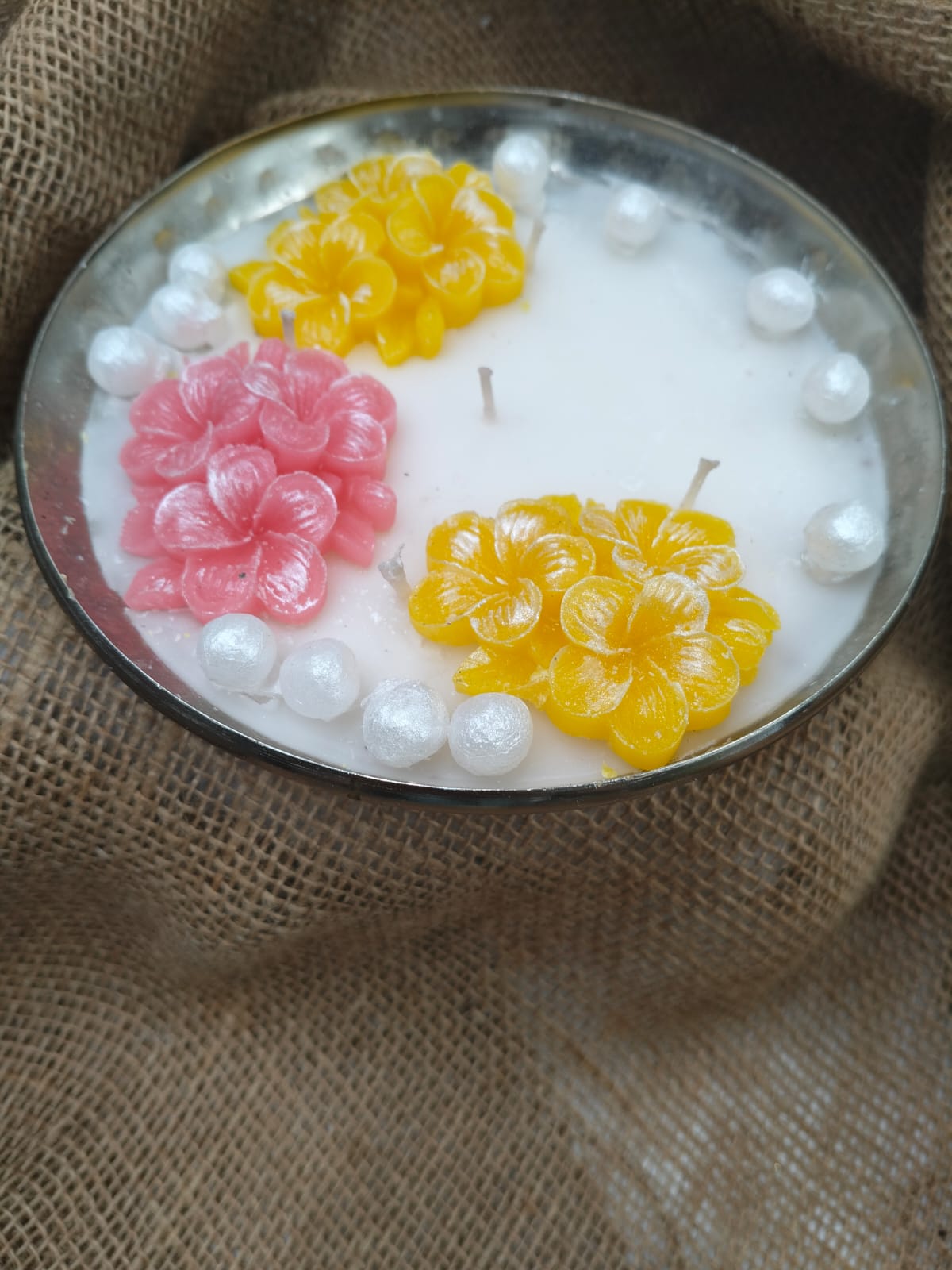 Fragrant Silver Urli Candle